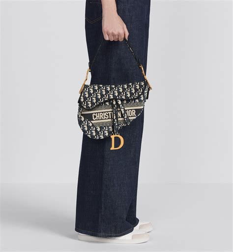 sac saddle broderie dior oblique bleu|Sac Saddle Broderie Dior Oblique bleu .